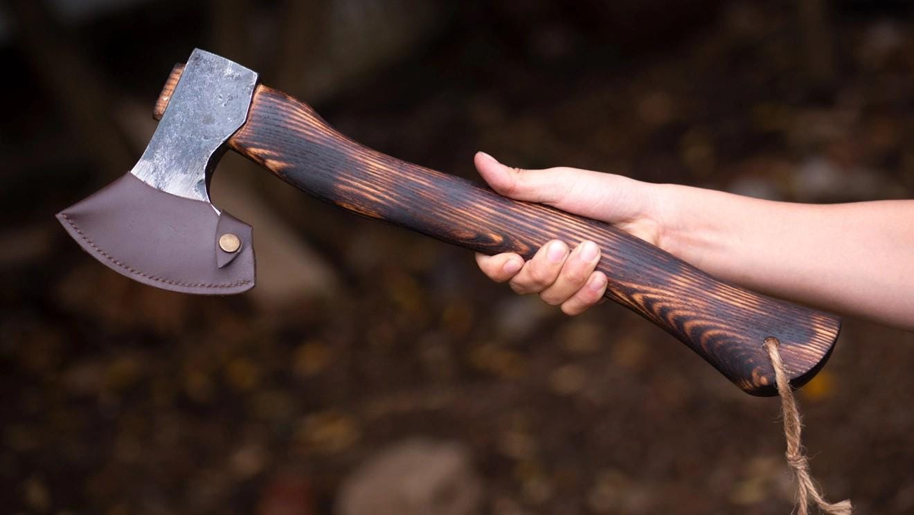 Handmade Bushcraft Axe – Carbon Steel Camping Hatchet with Ash Wood Handle & Leather Sheath